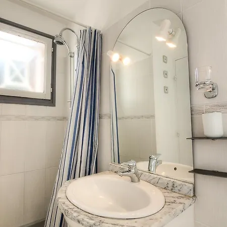 Le Clos De St Cyprien-6 By Interhome