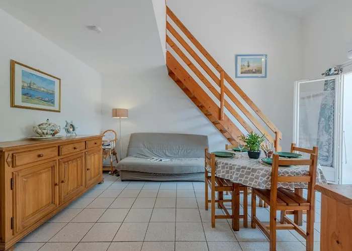 Vakantiehuis Le Clos De St Cyprien-6 By Interhome